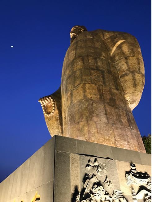 鸿雁照明中标钱王像夜景照明提升项目