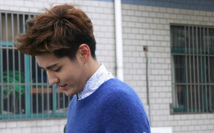 [吴亦凡][分享]170530 那年今日:程铮学长自嘲"最近好像胖了"