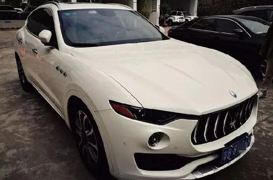 玛莎拉蒂超速被拦停 司机 : 豪车超速正常