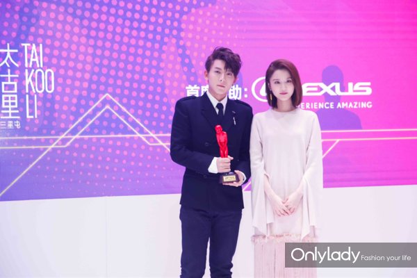 为年轻发声 打造年度最时尚盛宴 UNO YOUNG