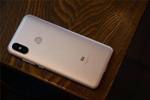 荣耀8X与小米6X如何选择,从优劣对比看出谁的