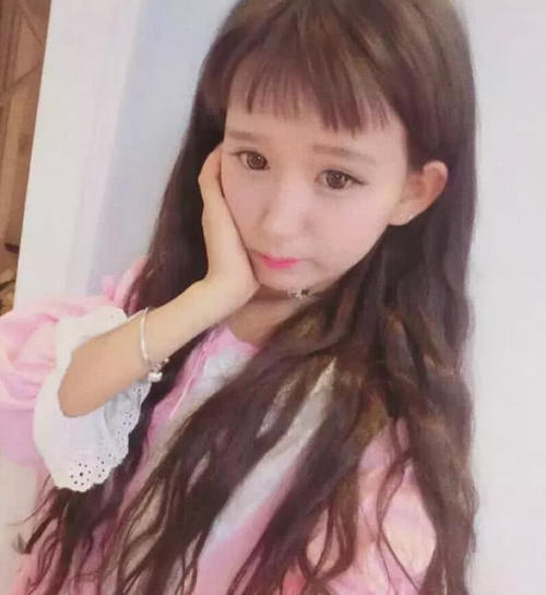 网红主播的真实名字:冯提莫的一般,代古拉K小