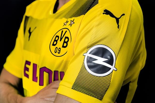 德甲球衣赞助:拜仁胸前广告最贵效果最好,莱比