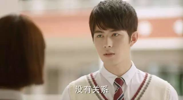 《夏至未至》的发型让我一秒出戏!