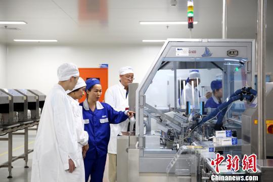 广西梧州力推大健康产业 让生态“颜值”变经济价值(图3) 广西梧州力推大健康产业 让生态“颜值”变经济价值(图3)