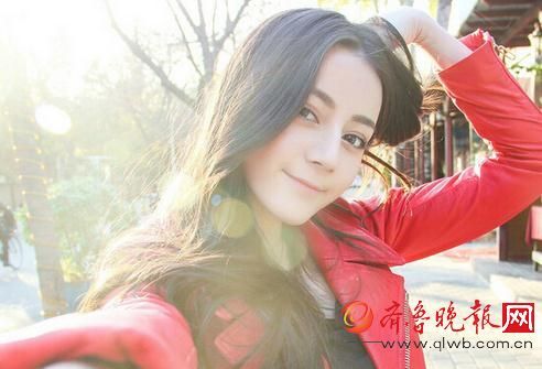 童年照PK,迪丽热巴郑爽古力娜扎赵丽颖童年照