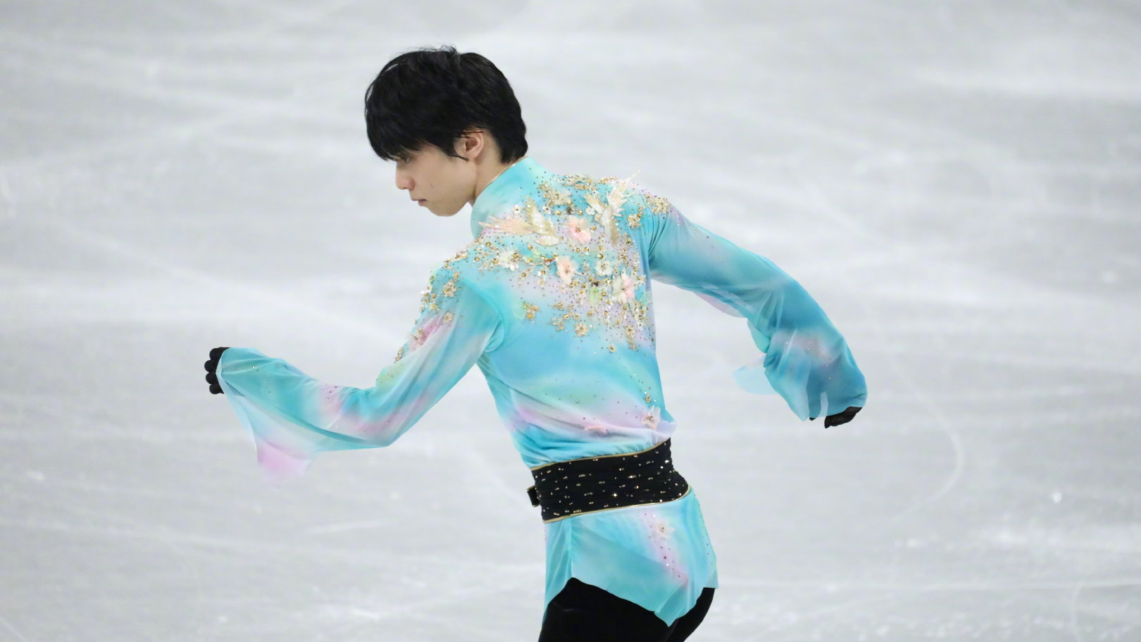 羽生结弦摔倒 未能成功挑战4A高难度动作