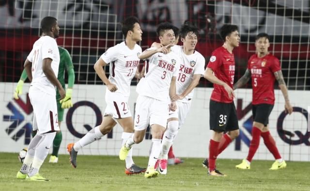 评论:恒大老了,上港想要的太多,权健懂得取舍进