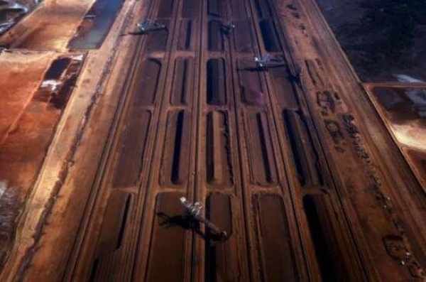 中国突然重拳出击:让澳洲支柱产业遭致命一击