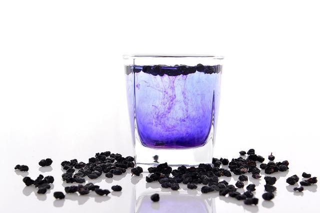 黑枸杞真的有那么神奇吗?实则不然