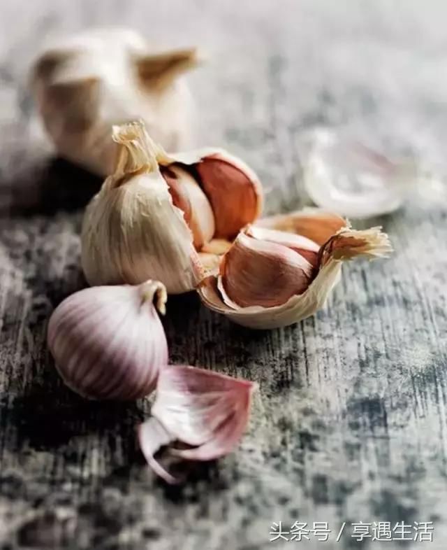 不是什么东西都可以放冰箱里的,看看这些食物