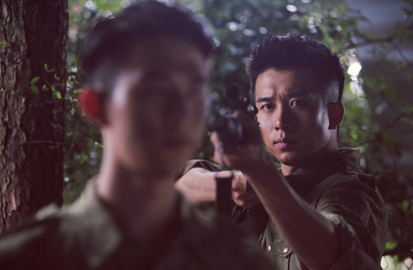 《学生兵》 "小鲜肉"激情碰撞"老戏骨"