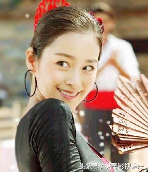 金泰熙中学时期照片曝光,成绩外貌都是顶级,连