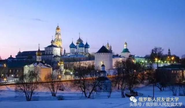 厉害了.中国游客在俄罗斯旅游就医两不误!