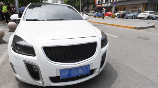 快速出击！北京交警秒“锁”套牌车