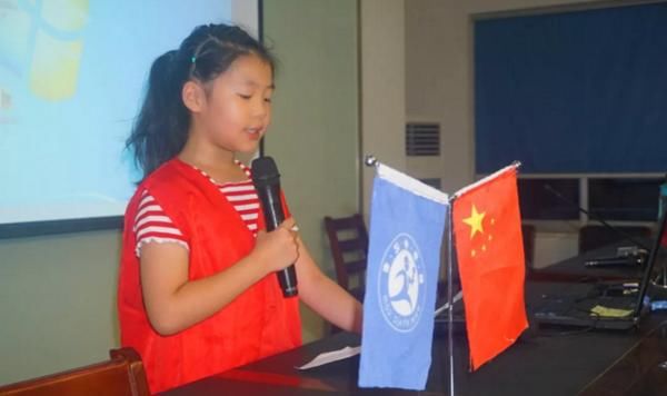 嘉善新华小记者图书馆志愿者活动