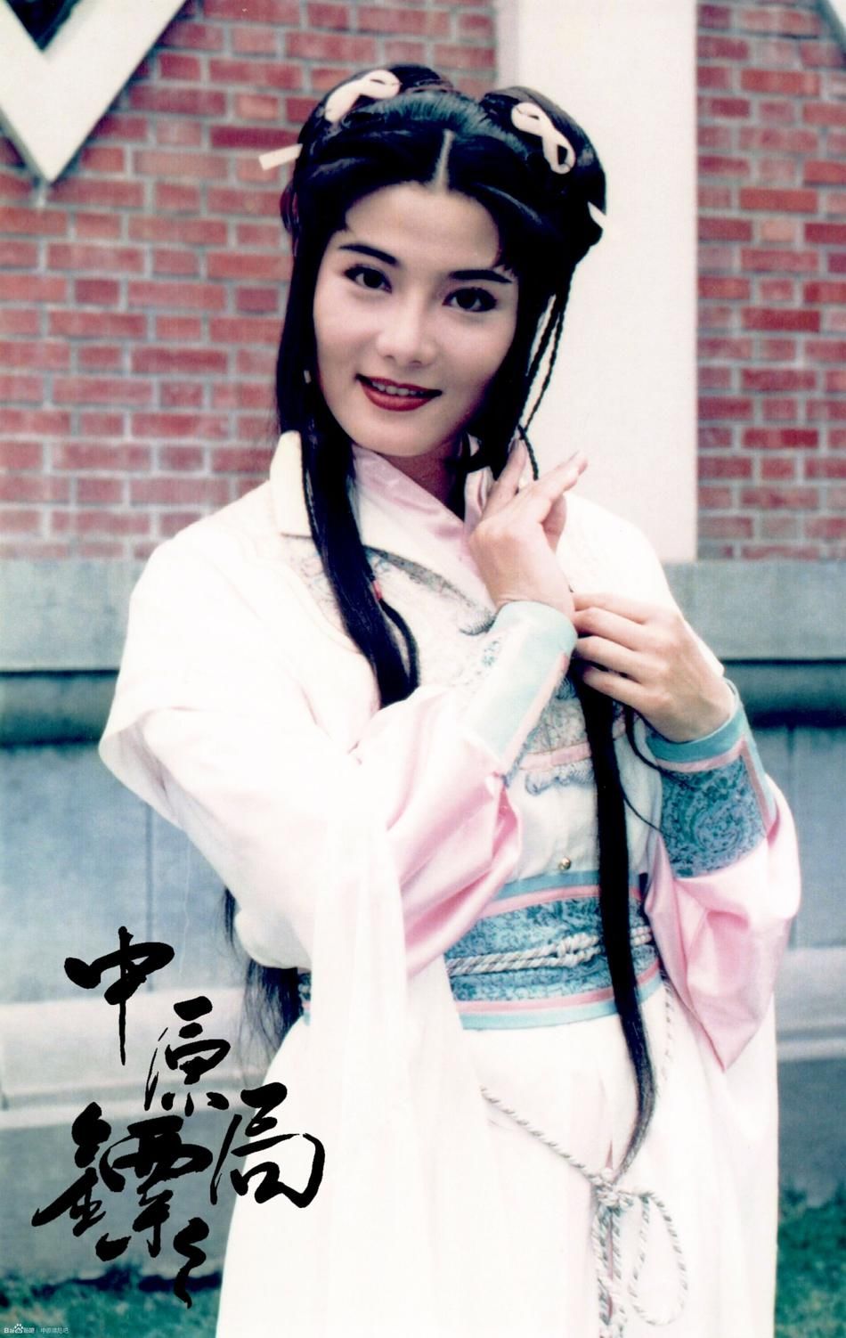 组图:49岁杨丽菁遭渣男不雅影片威胁 曾明艳照