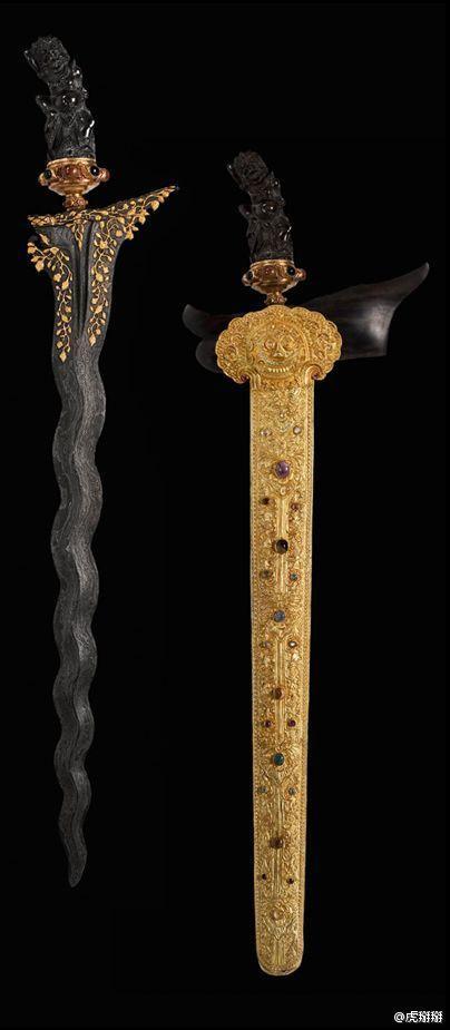 图赏:17世纪到20世纪里各国极致奢华的匕首