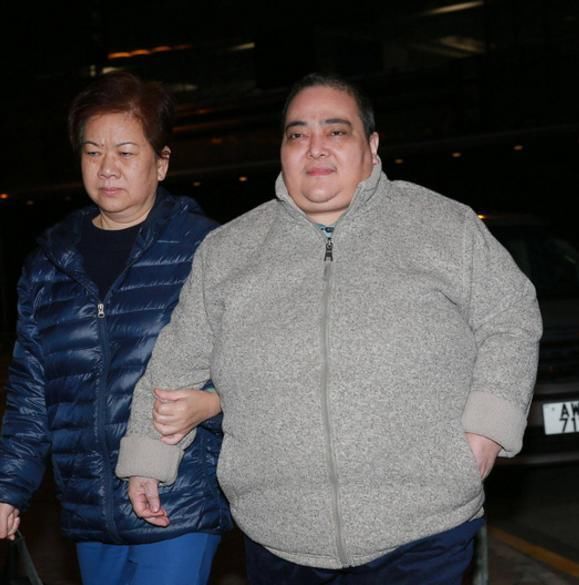 赌王何鸿燊最不省心的女儿,虽然身价上亿,但56岁还未成家