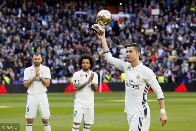 当今足坛最杰出的两大巨星,梅西C罗谁是当世第