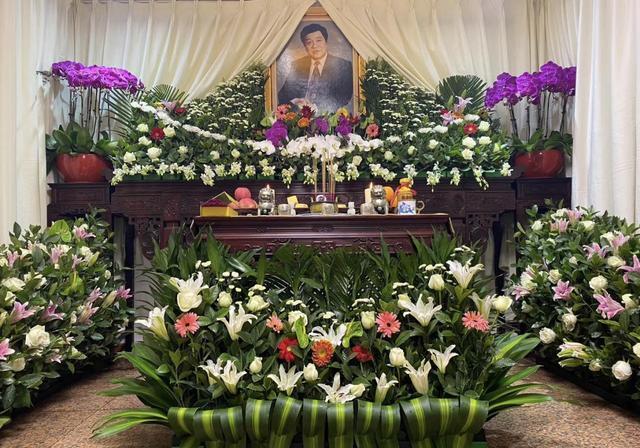 赵忠祥助理微博灵堂曝光 追悼会将于1月20日举行(图4) 赵忠祥助理微博灵堂曝光 追悼会将于1月20日举行(图4)