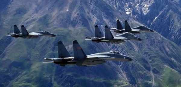 我空军雾都雄鹰旅全员换装歼16 最后一批苏27