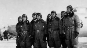 致敬！传承！71年前的今天，人民空军首战告捷！