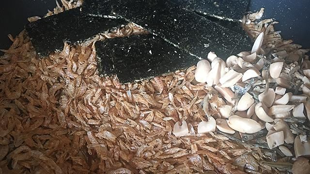 3岁内为何不吃盐?盐过量是毒药!怕孩子饭菜没