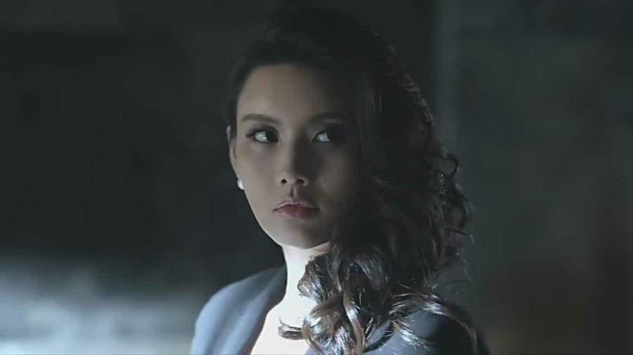 黄薇薇身份暴露遭核查