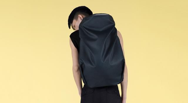 男士小众不撞包!有了这几款任贤齐杜德伟出街