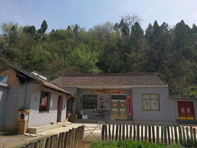 乡下房子要拆迁,小姑子离婚要来分套房,公公说