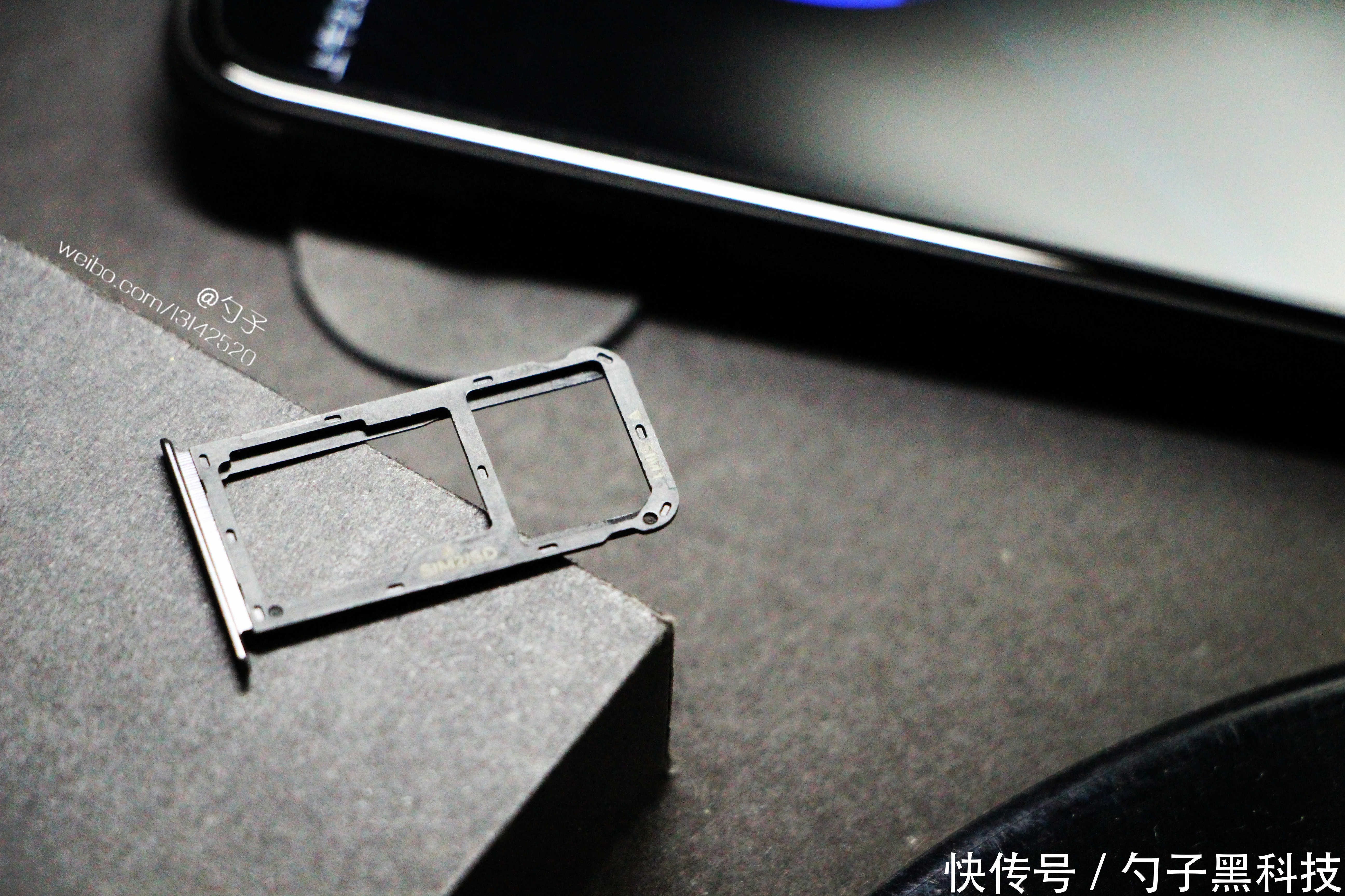 性价比秒杀小米6X!这款很有料的新机你知道