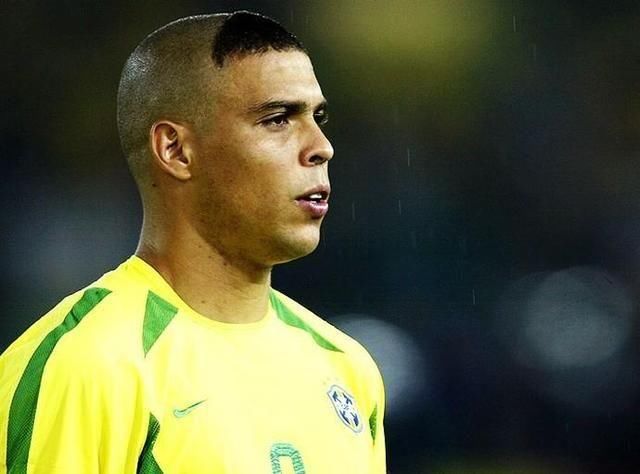 世界足坛最具足球天赋球员十大排名,你心中的