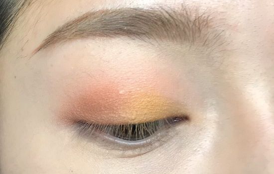 金色眼影怎么画 既日常又吸睛