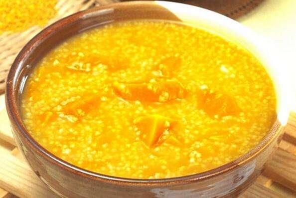 南瓜小米粥的功效与作用 孕妇可以吃小米南瓜