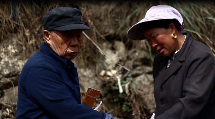 《爱上土地的老人》——公益宣传片好作品 《爱上土地的老人》——公益宣传片好作品