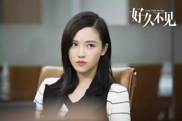 她是赵薇旗下唯一女艺人,合作的都是大牌演员