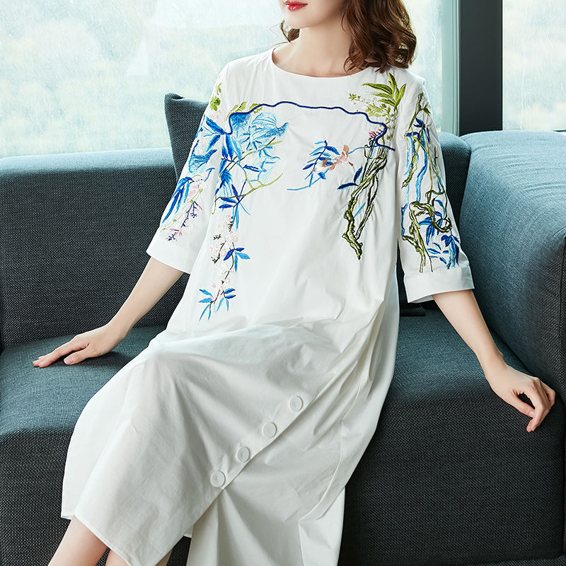 中年女人圈流行这8款裙子,原以为56百,没想到