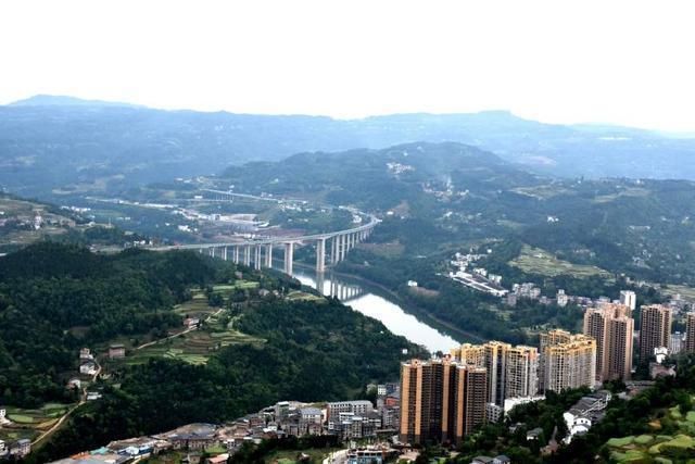 该立市的3个县,一个更连续12年入选百强县,有