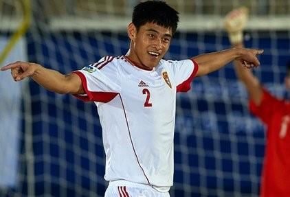 千兆踢裆球员有来头!曾是沙滩国足队长 荣誉完