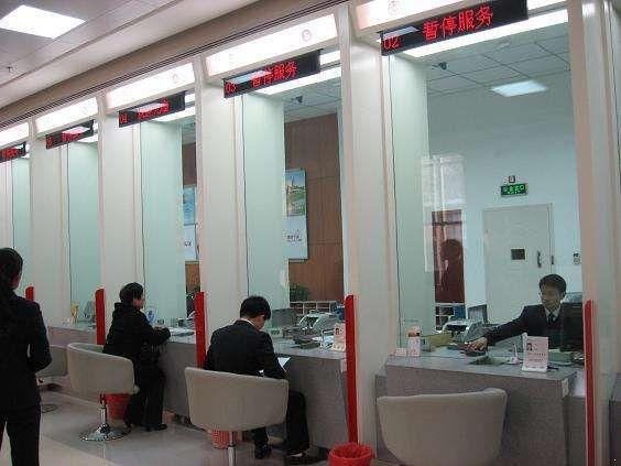 为什么银行职员会建议客户开通手机银行?原来