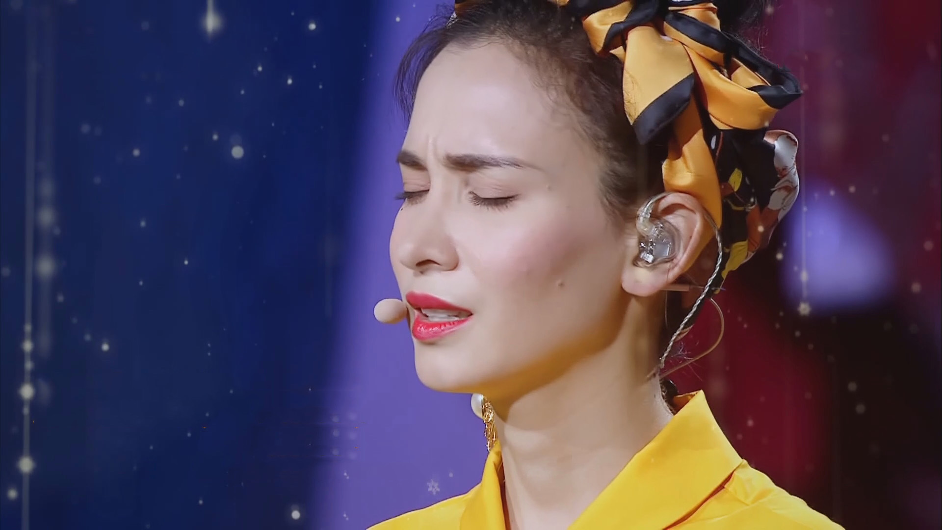 卢靖姗复古演绎歌曲串烧 深得观众喜爱