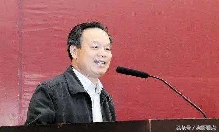 崔永元再添猛料,娱乐圈大地震,这才是真的娱乐