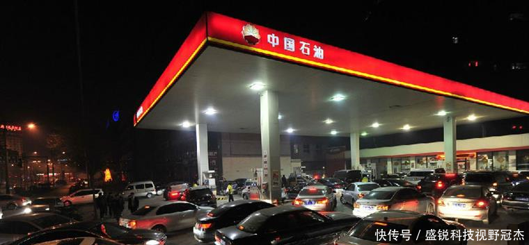 国外加油站什么时候大批进入中国 t0172e52f51d0bcc2db.bmp?size=760x353