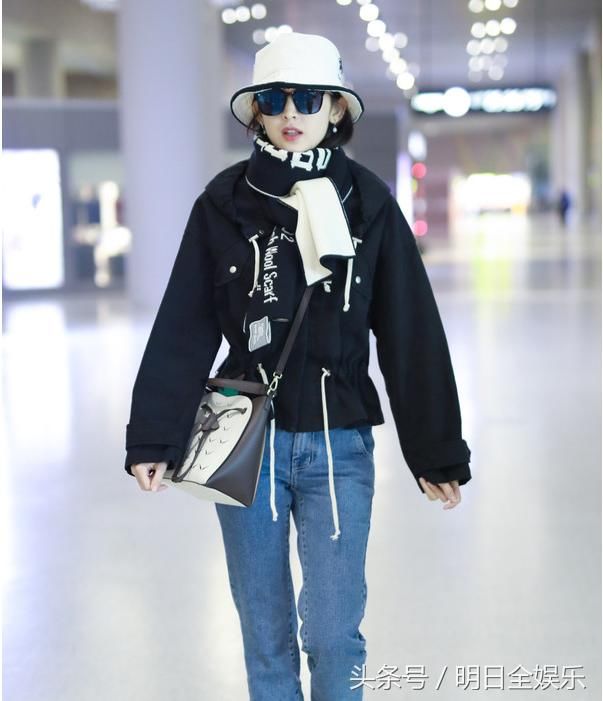 鹿晗 关晓彤同时现身 范冰冰高圆圆巴黎时装周