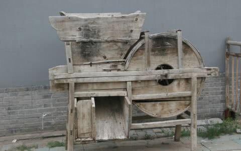 去农村收的废品老物件,摇身一变成为值钱的工