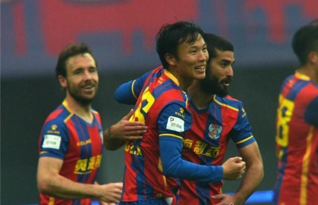 他曾被视为中国梅西,因卫生巾事件沦落,如今