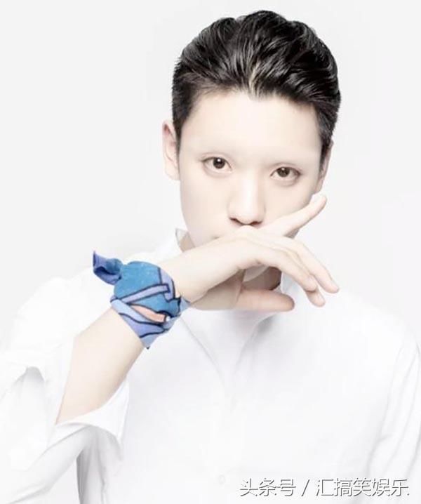 ninepercent直播没有眉毛,范丞丞冷艳美人鱼,陈