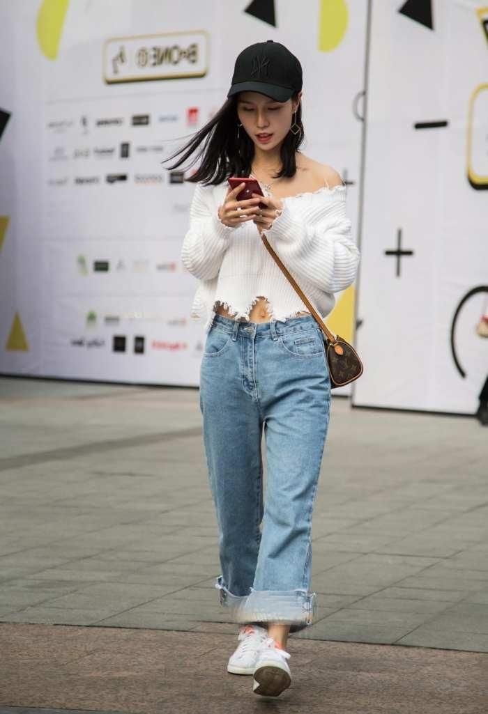 三女神街拍, 烟灰海蓝深黑三色牛仔, 穿出不同女