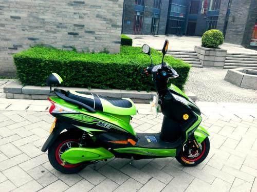 2018新规提示:电动车上路必须有驾照,无证驾驶